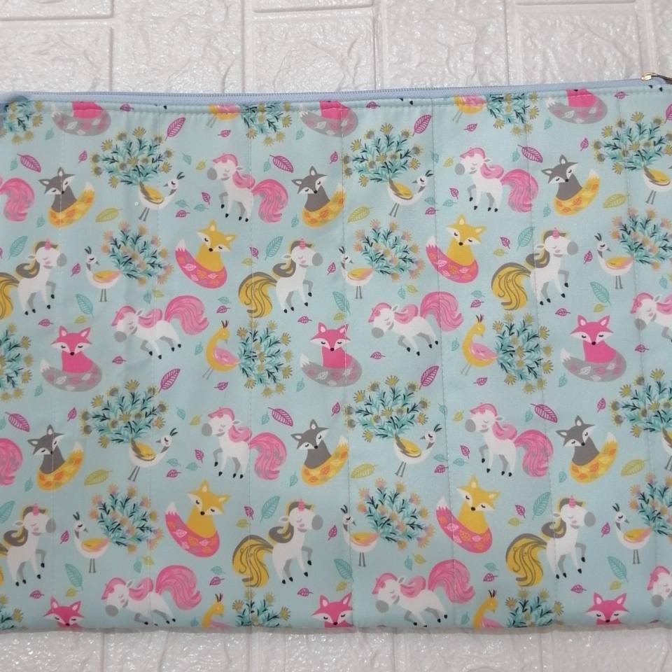 Laptop sleeve